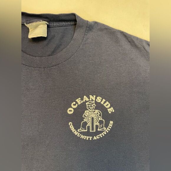 VINTAGE Oceanside Community Activities Graphic T-shirt Men XL Blue Faded - Picture 2 of 6